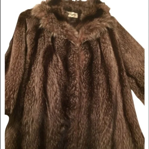 COPY - Fur coat - Picture 1 of 4